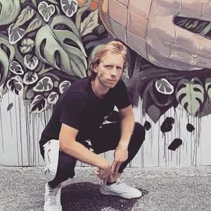 Meet your Posher, Sam